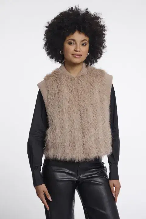 Alvita Oat Faux Fur Gilet