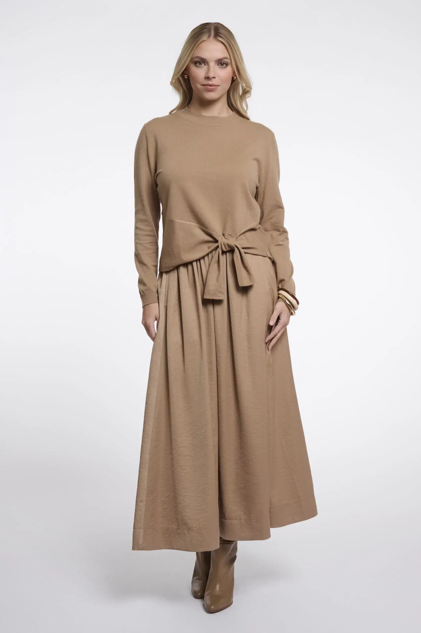 Kuro Sahara Desert Sweater - Image 2
