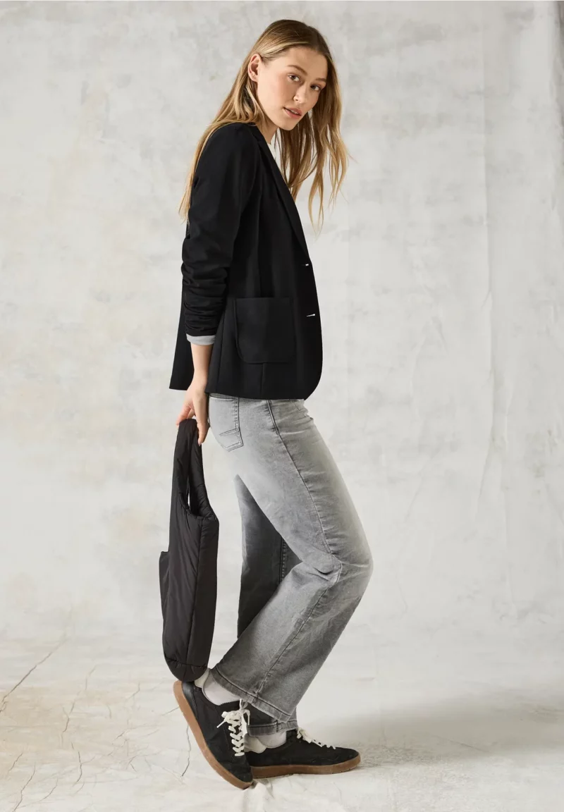 Cecil Black Blazer - Image 4
