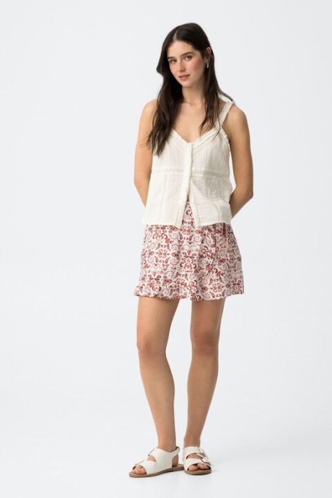 Davina Skort
