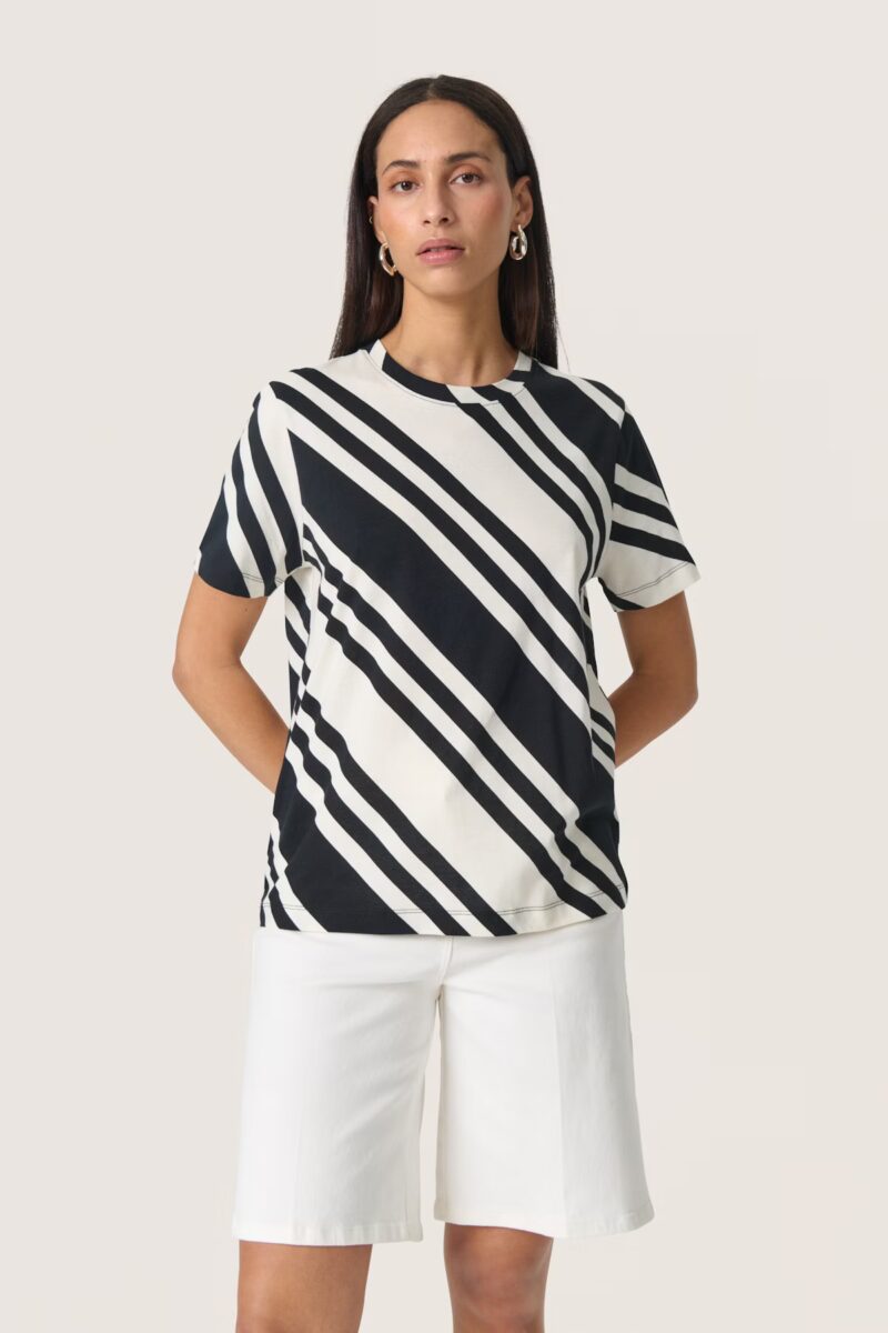 Aeve T-Shirt
