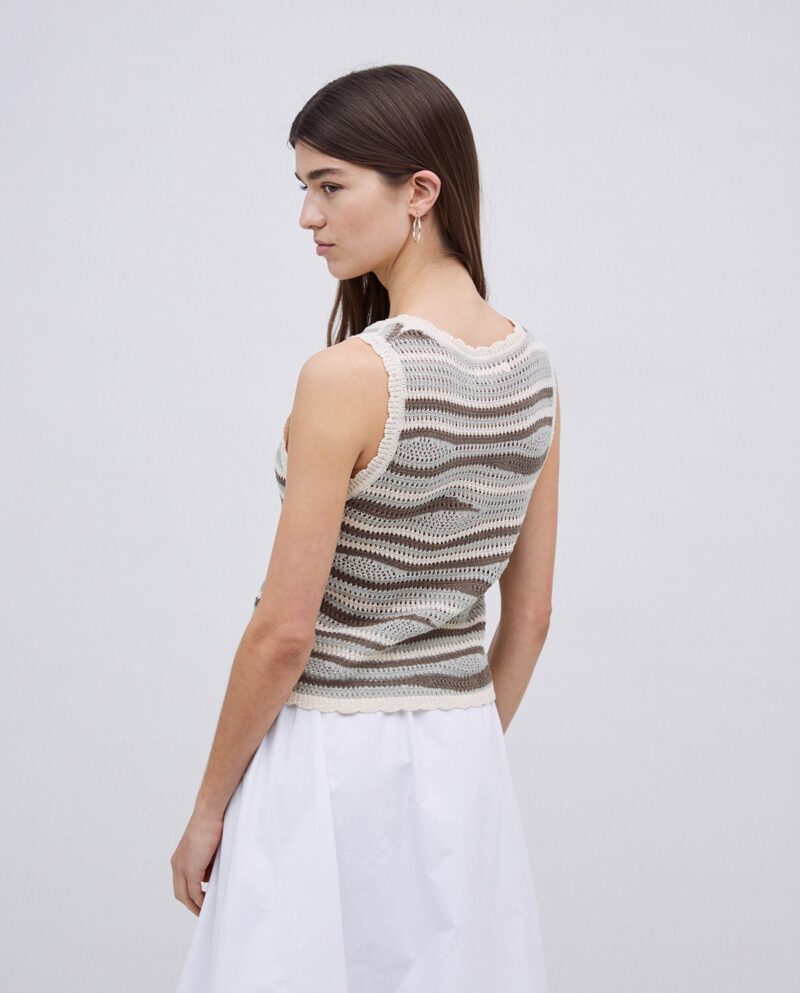 Sandy Knit Vest - Image 4
