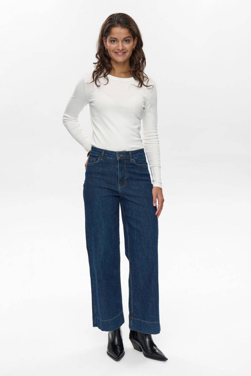 Nuparis Cropped Jeans