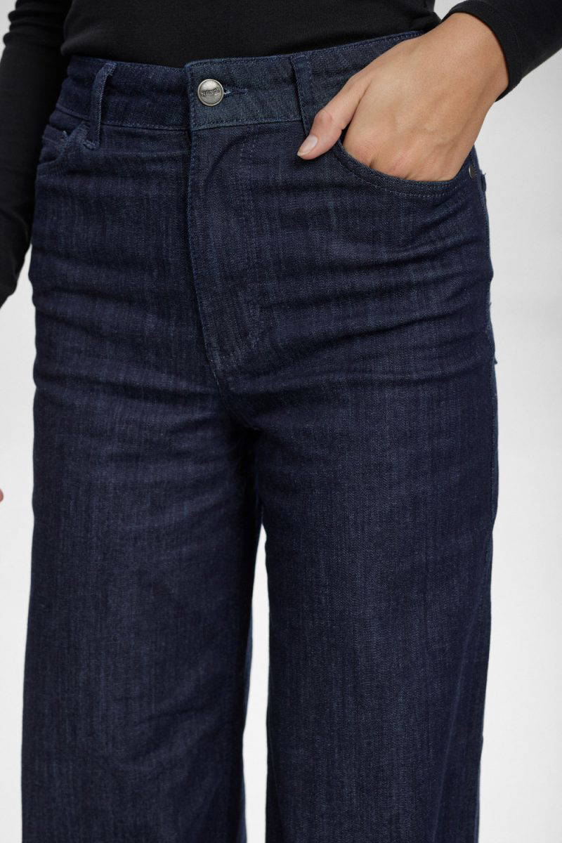 Nuparis Long Denim Pants - Image 3