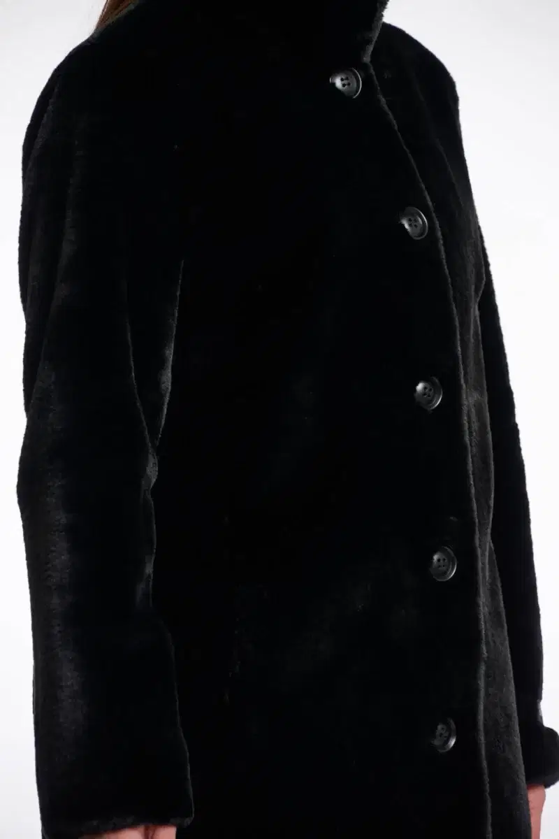 Nonna Black Faux Fur Coat - Image 4