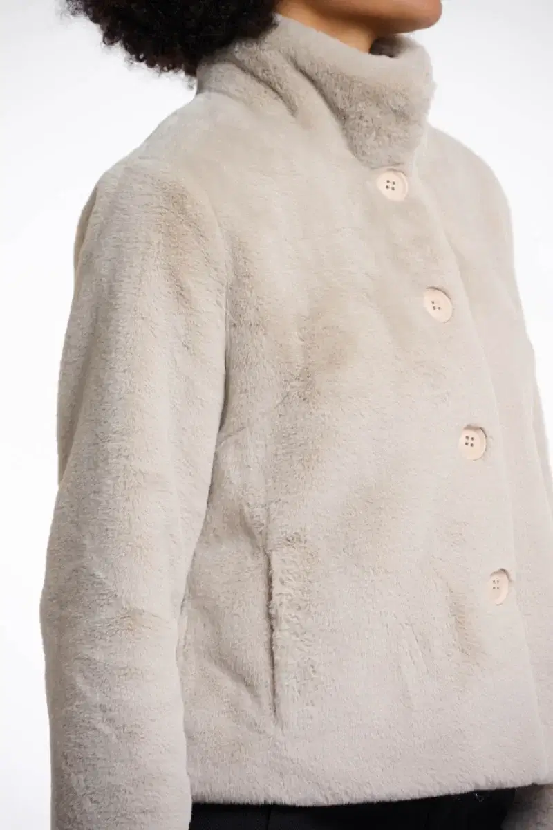Vie Birch Faux Fur Jacket - Image 4