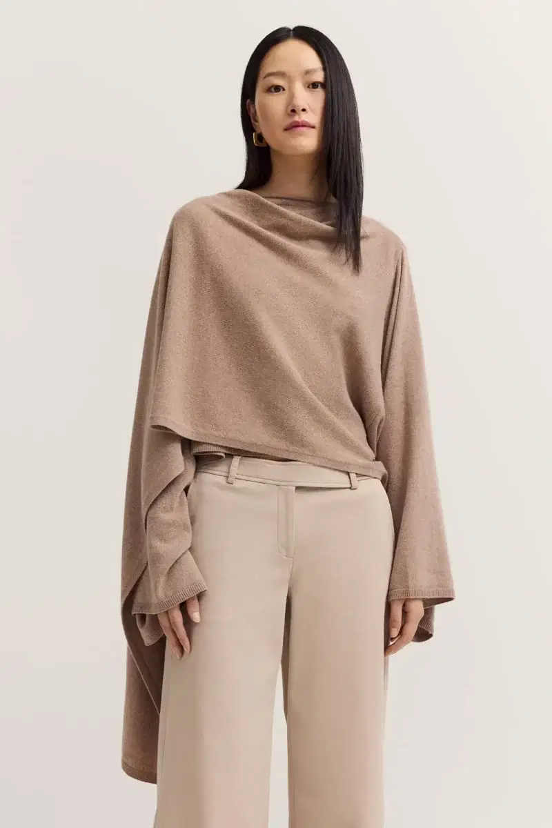 Beige Cashmere Knitwear