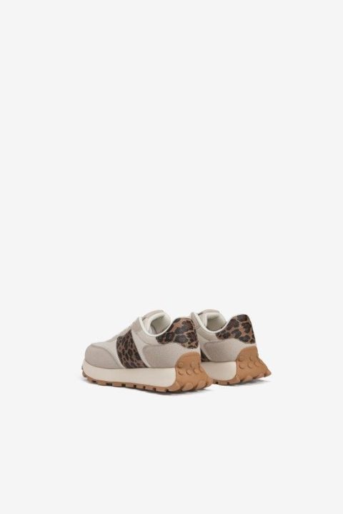 Joelle Trainers