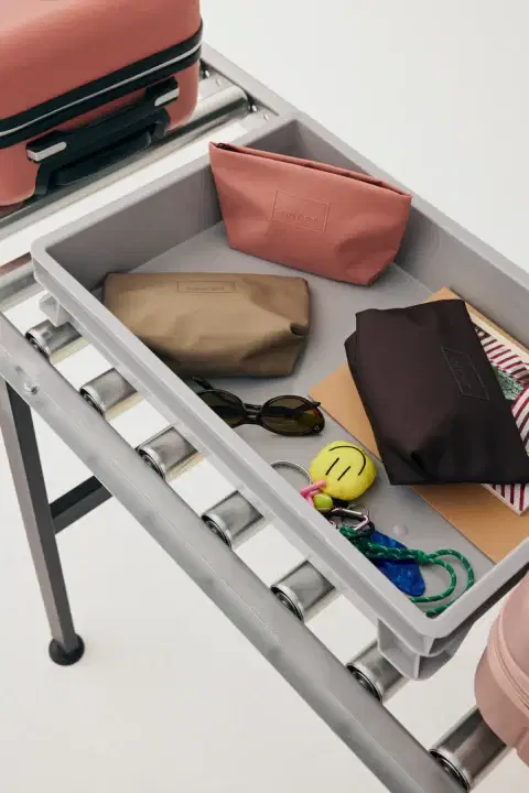 Re – Mono Pouch