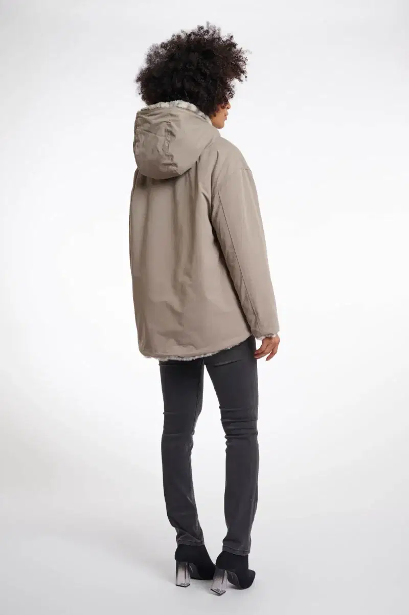Ines Reversible Jacket with hood - Image 3