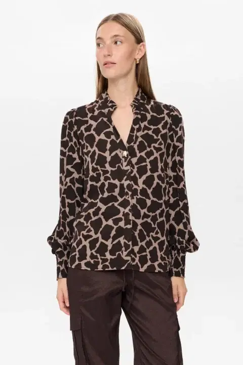 Nuhanna Boxy Shirt