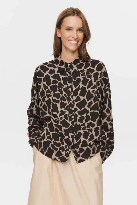 Nuhanna Boxy Shirt