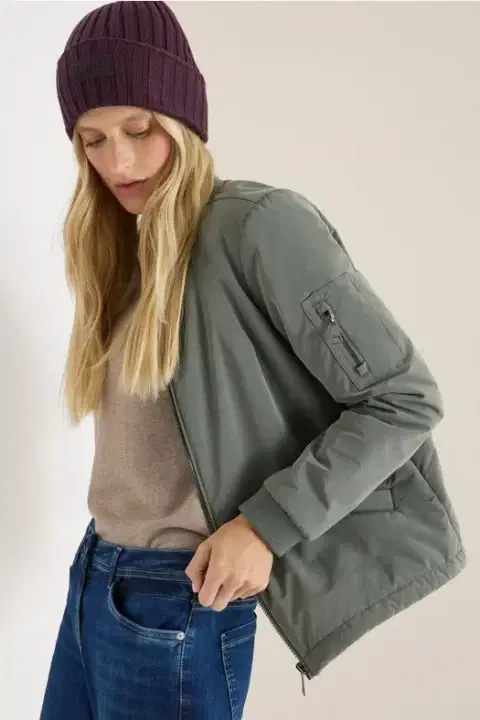 Cecil Solid Rib Plum Cap