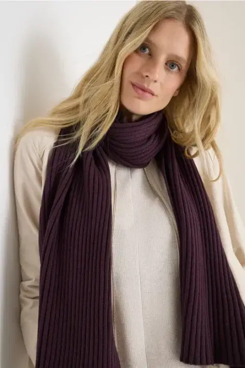 Cecil Solid Rib Plum Scarf