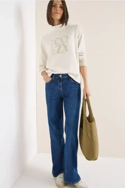 Cecil Logo Sweatshirt