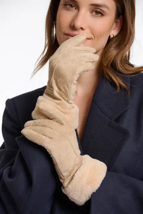Danzo Beige Gloves