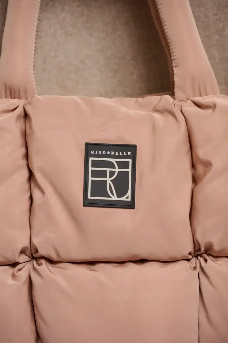 Fabienne Beige Shoulder Handbag - Image 4