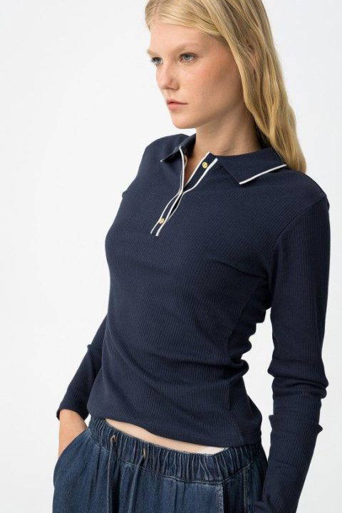 Glacier Navy Top