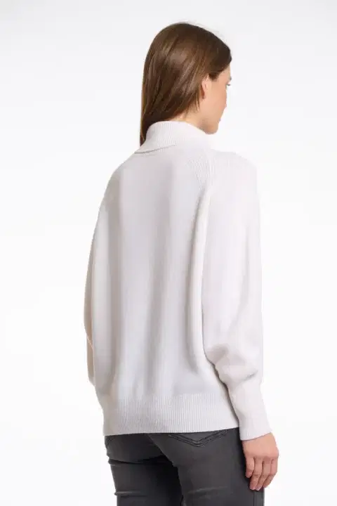 Maartje Snow White Sweater