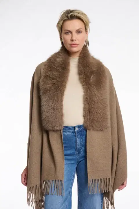 Wendy Toffee Cape