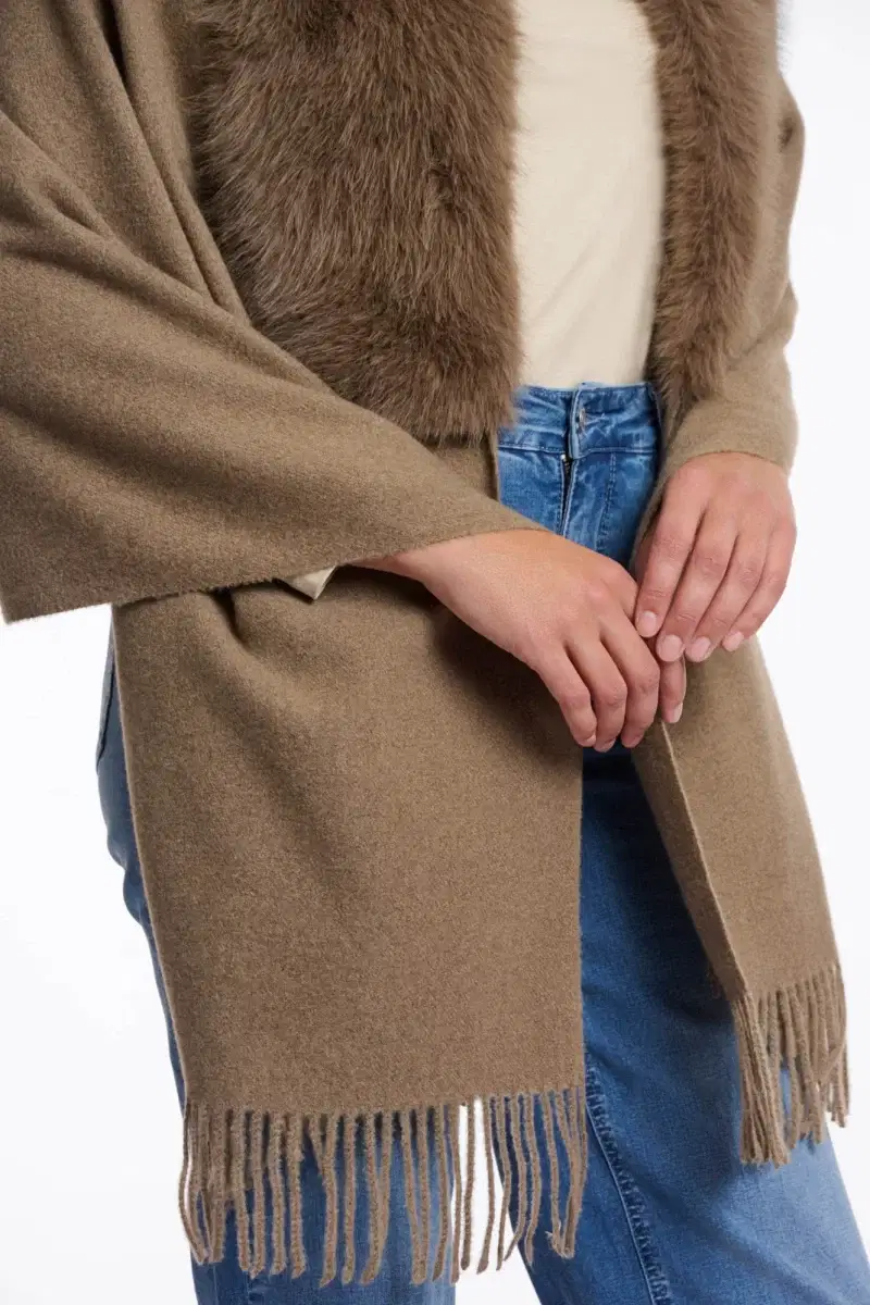 Wendy Toffee Cape - Image 4