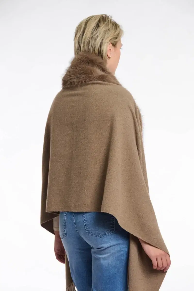 Wendy Toffee Cape - Image 5