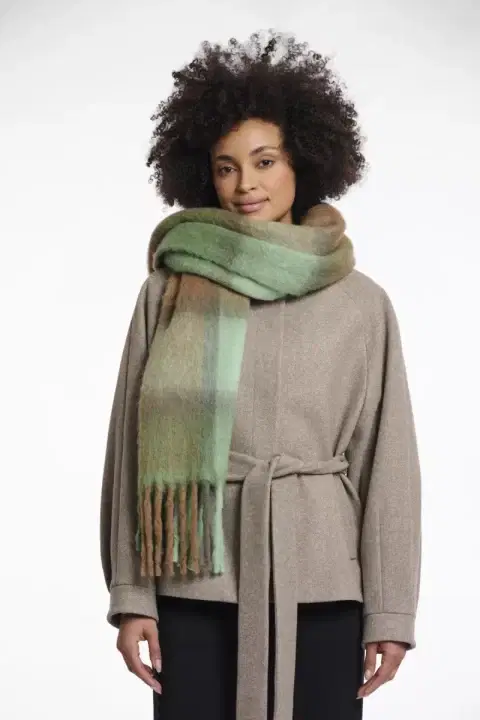 Rita Green Checkered Scarf