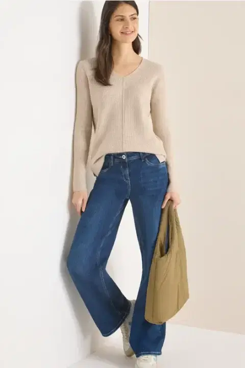 Cecil V Neck Beige Sweater