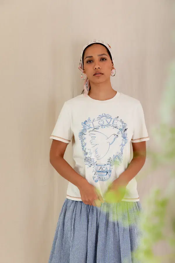 Boyfriend Ecru T-Shirt - Image 7