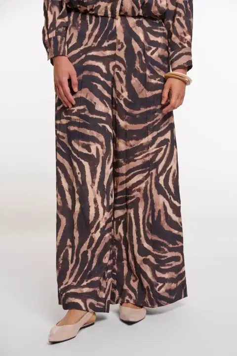Darja Zebra Trousers