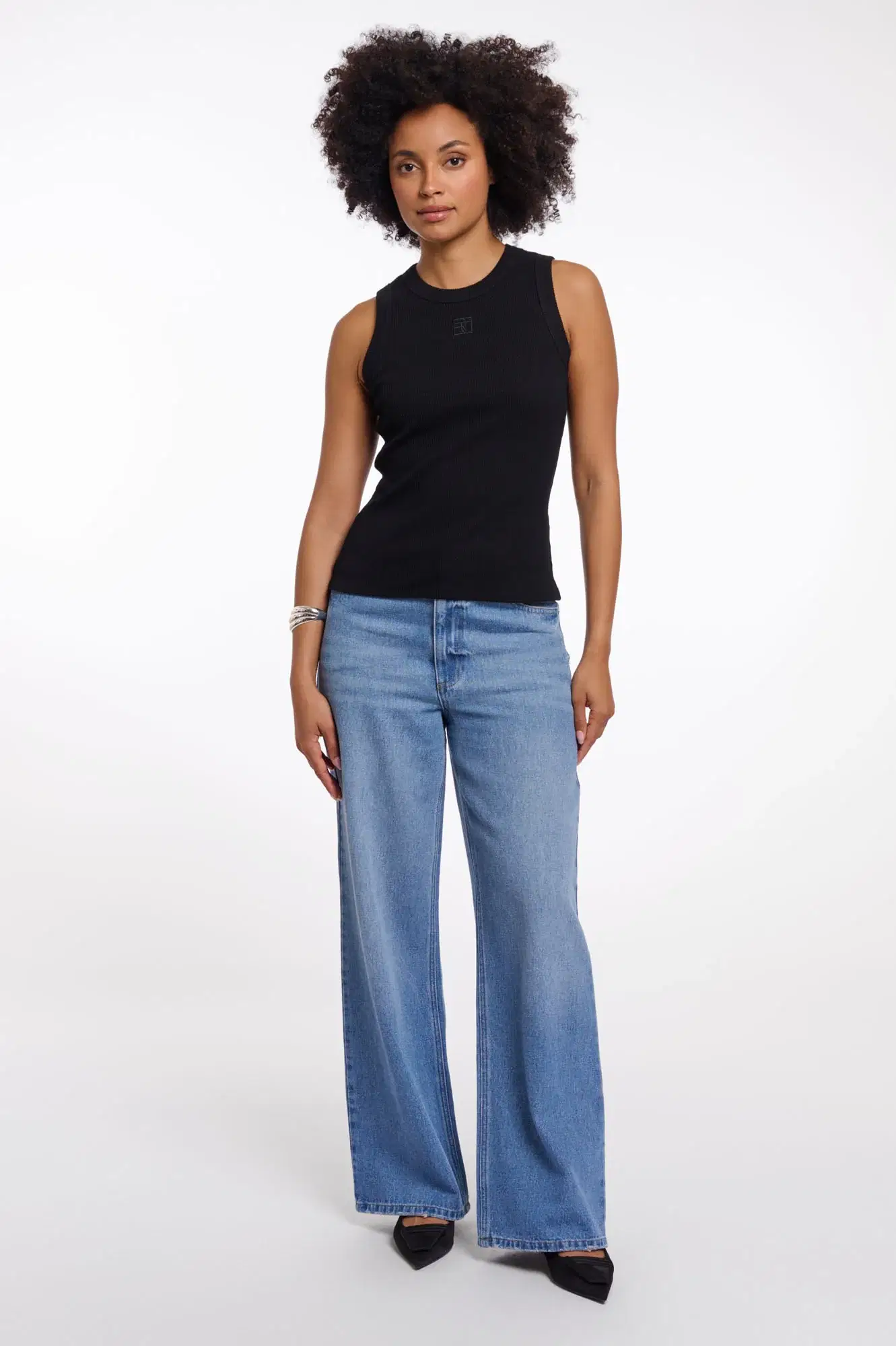 Filipa Black Tank Top - Image 3