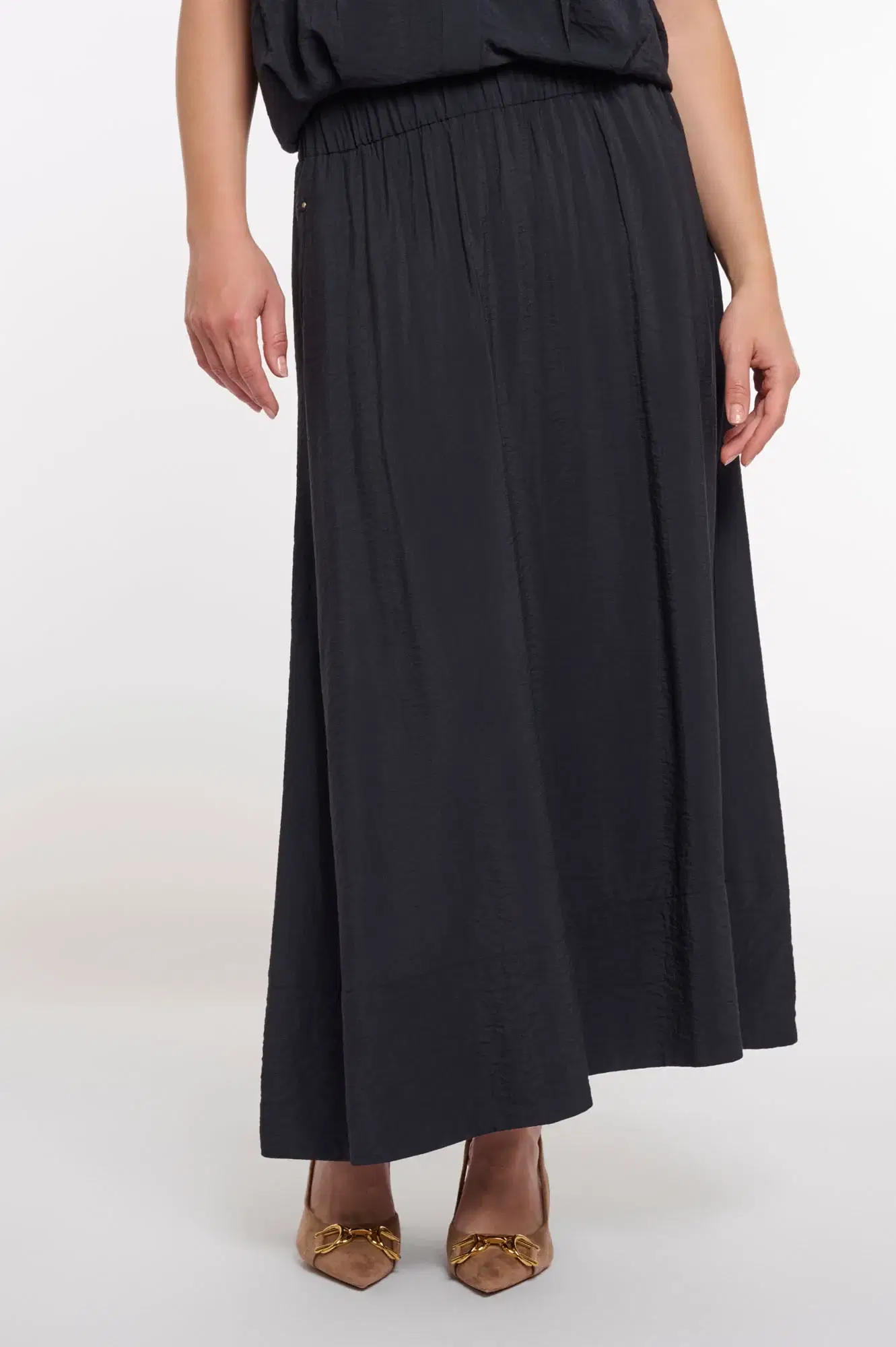 Tosca Navy Skirt - Image 5