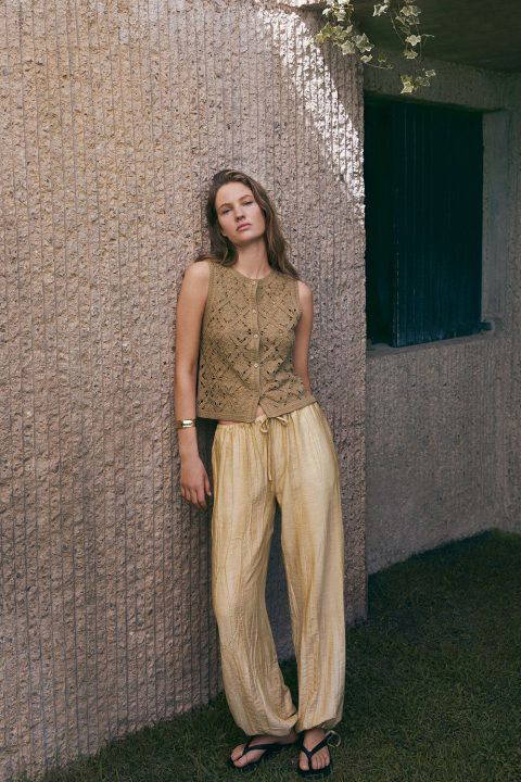 Crinkled Effect Balloon Vainilla Trousers