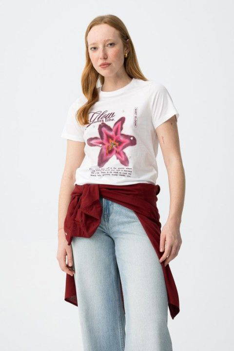 Vulpix White T-Shirt