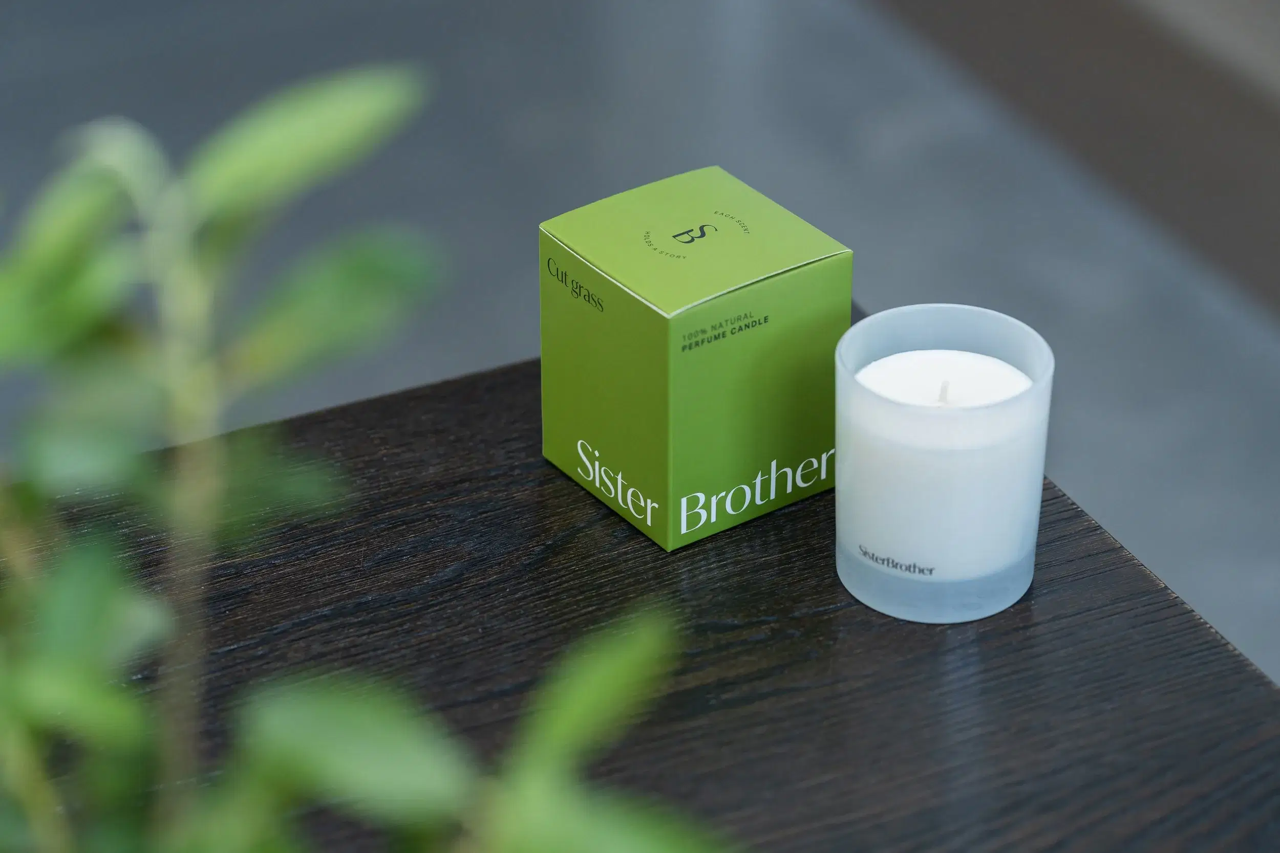 Cut Grass Perfume Candle - Image 3