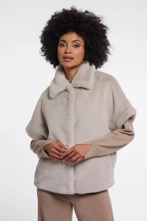 Bodil Birch Cape