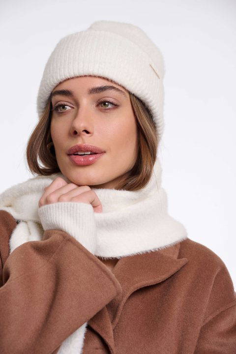 Loes Snow White Beanie
