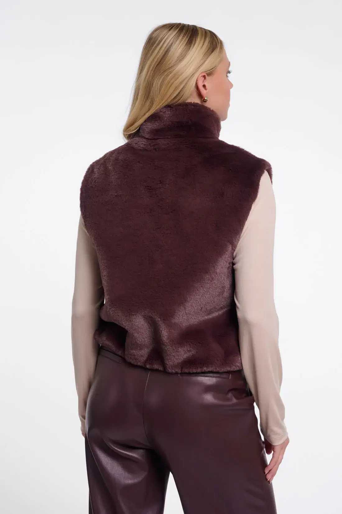 Nikki Chocolate Bean Faux Fur Gilet - Image 4