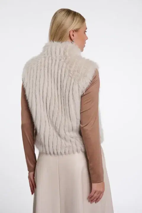 Dava Birch Faux Fur Gilet