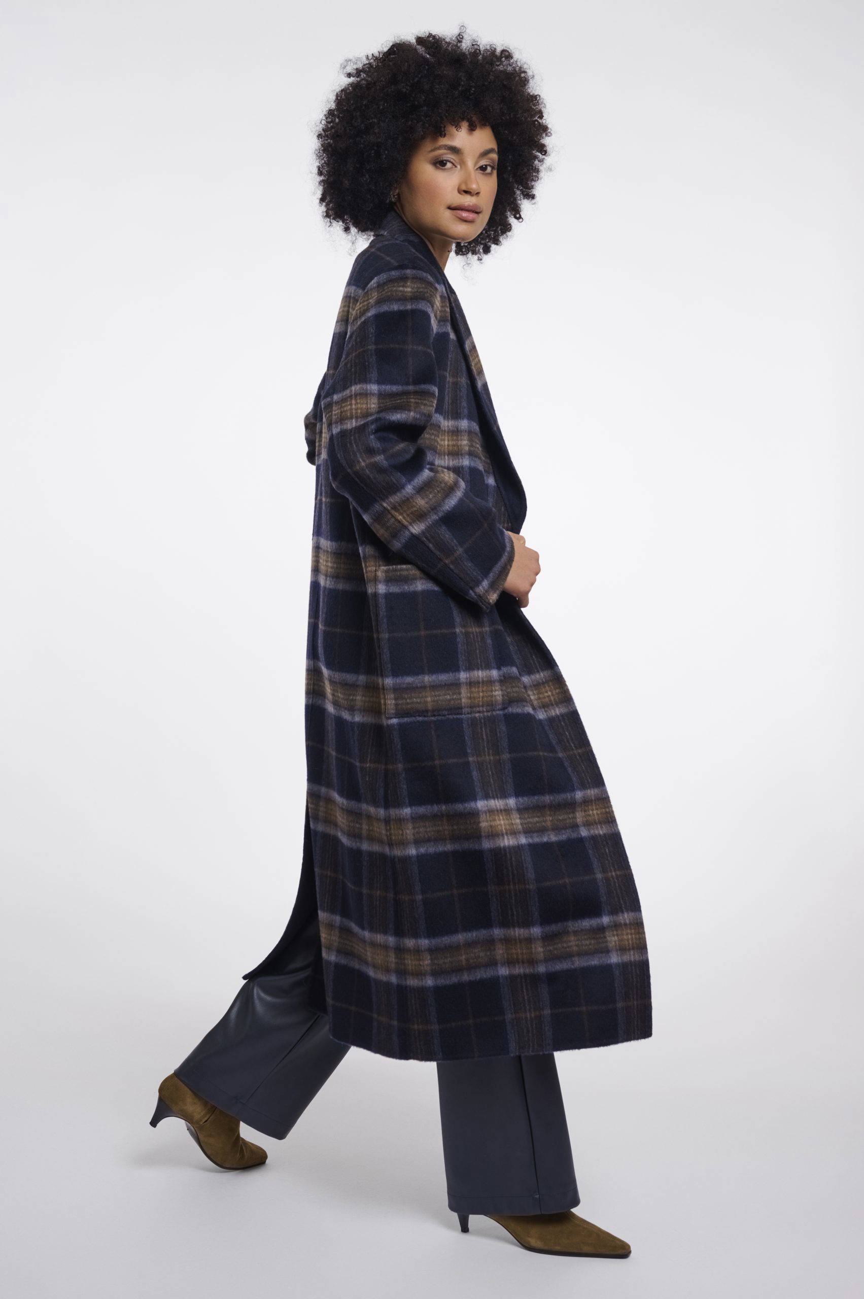 Adria Navy Reversible Coat - Image 4