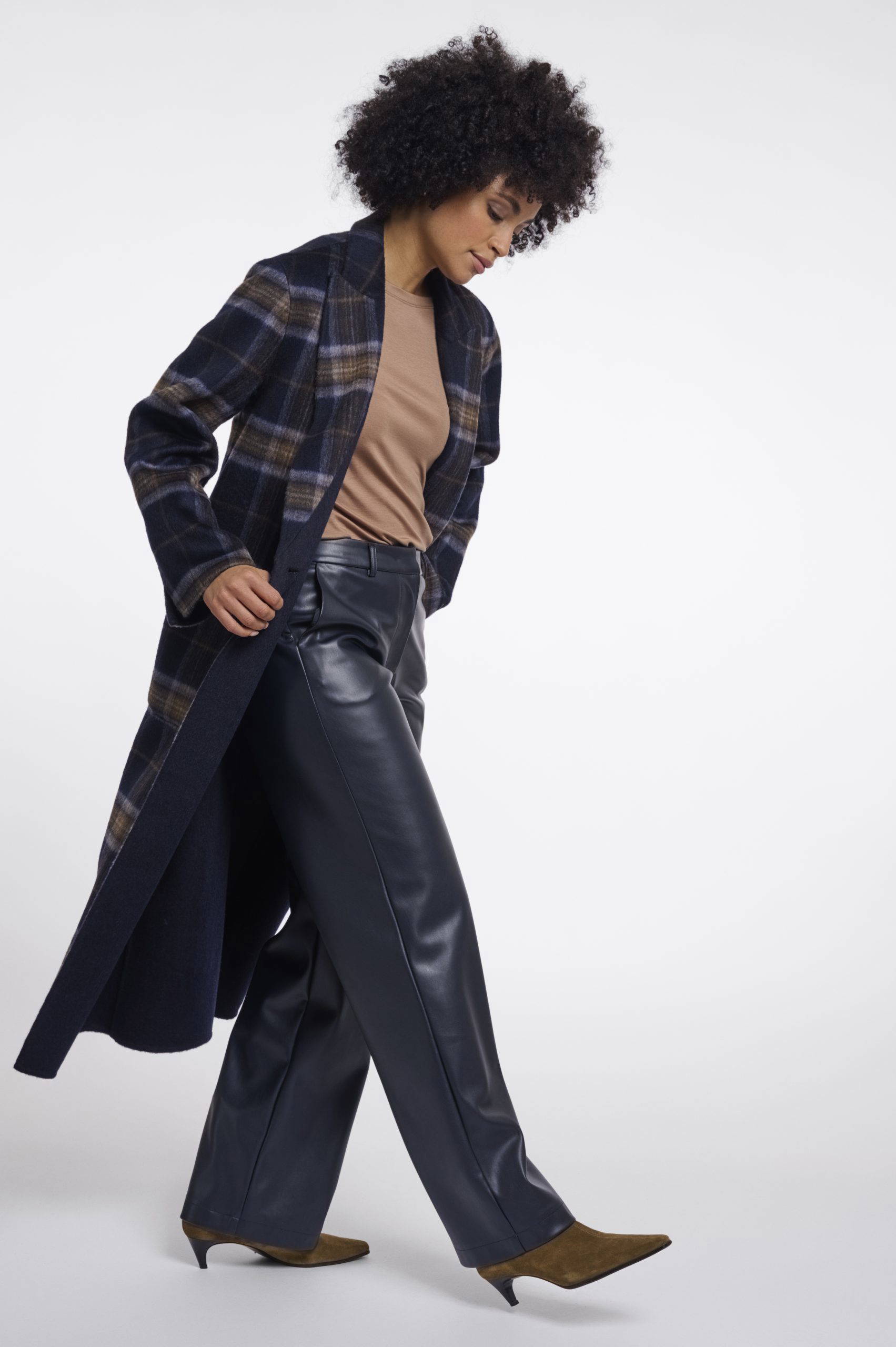 Adria Navy Reversible Coat - Image 5