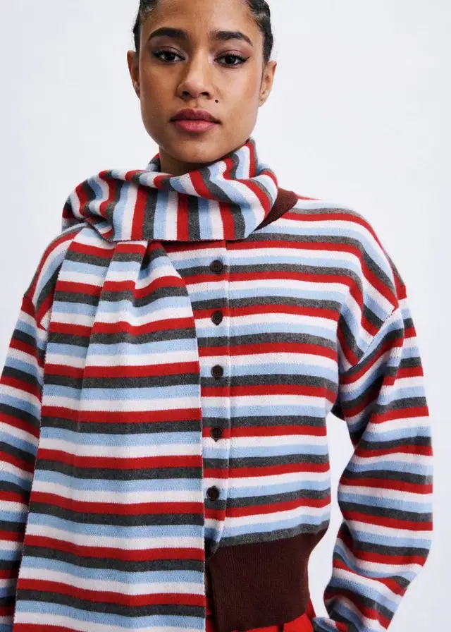 Shibuya Red Cardigan & Scarf Set - Image 5