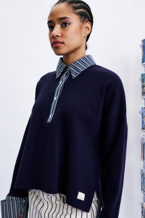 Paju Navy Sweater