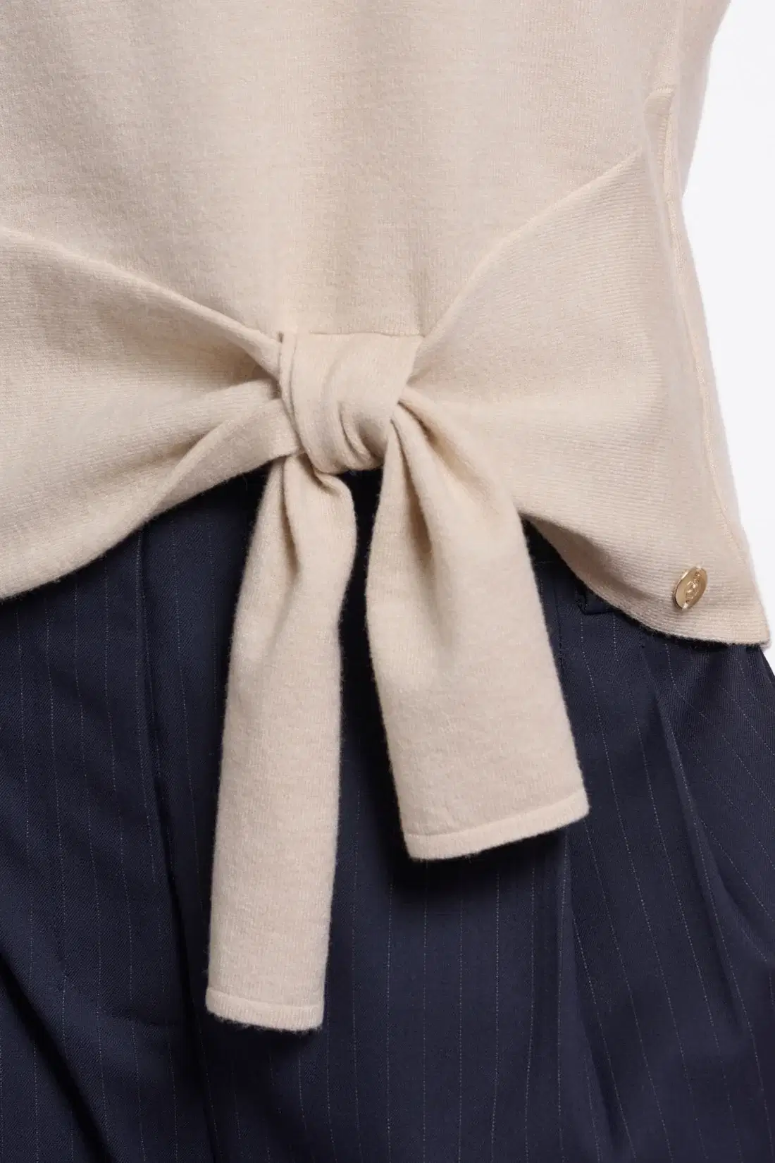 Kuro Beige Sweater - Image 2