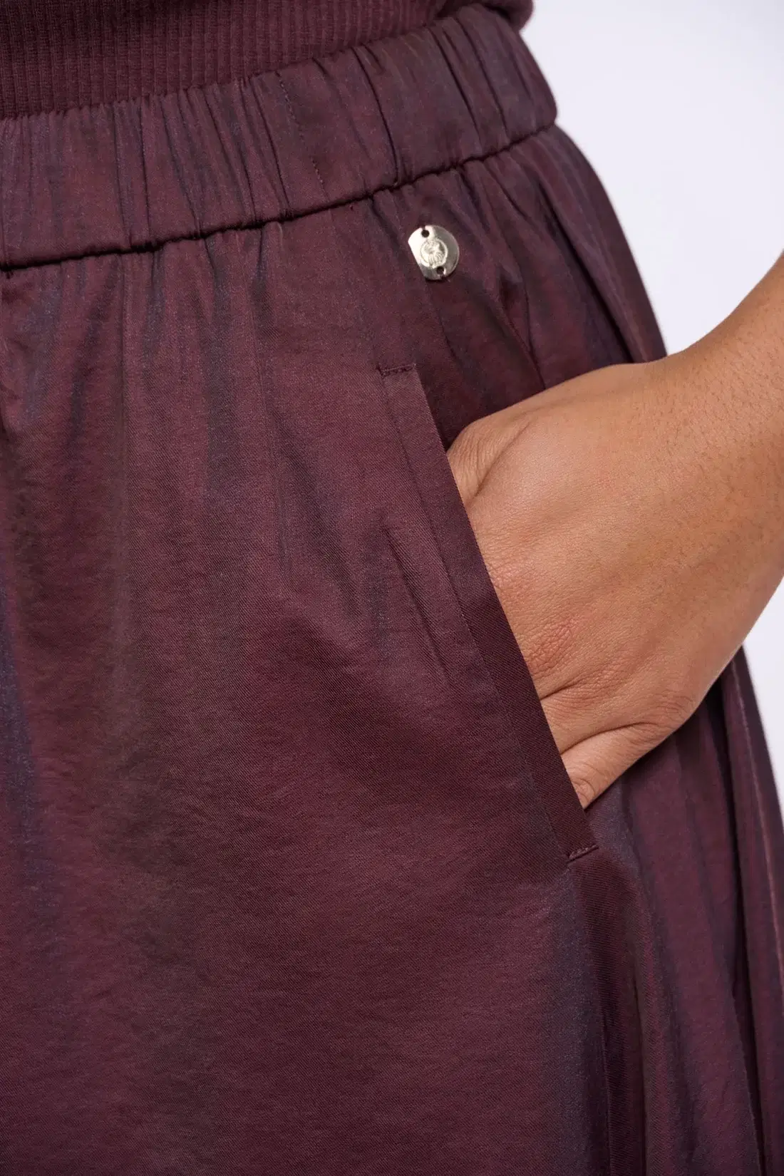 Lian Fudge Cloak Skirt - Image 4