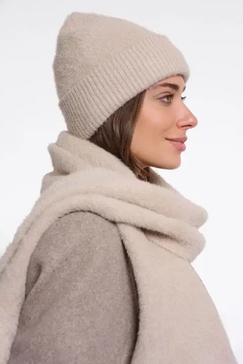 Loes Stone Beanie