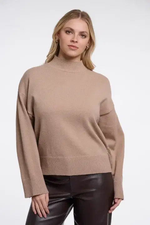 Melis Dusty Oat Sweater