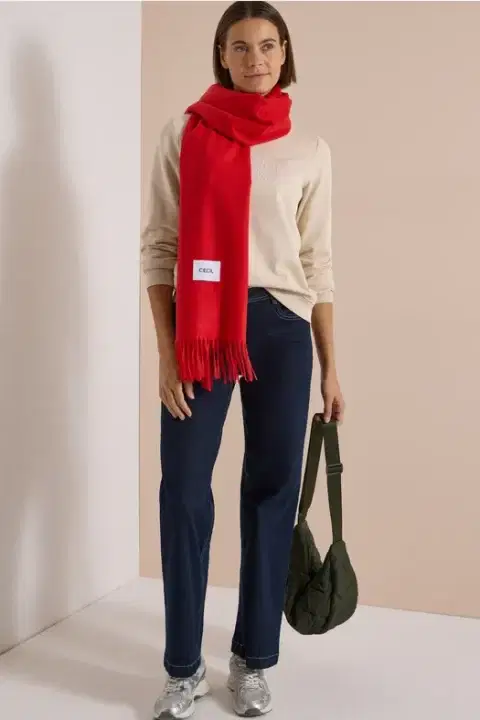 Cecil Red Scarf