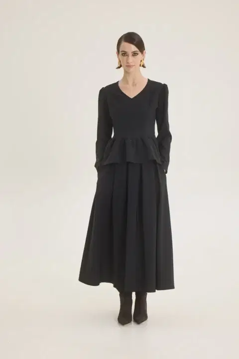Black Midi Pleated Skirt