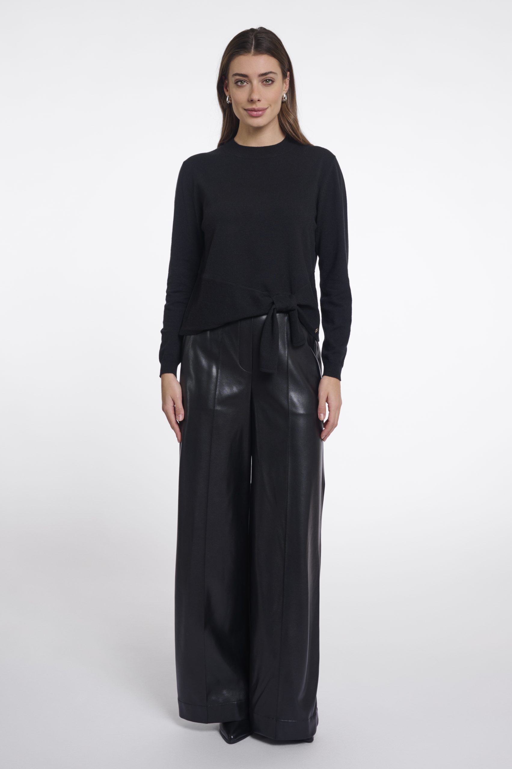 Kuro Black Sweater - Image 2